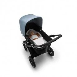 Bugaboo Newborn Inlay Makuupussi, Grey Melange -Emmaljunga Shop bgb newborn inlay grey melange 3