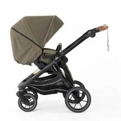 Paketti - Emmaljunga NXT90F Outdoor 3.0 MY23 Yhdistelmävaunut, Outdoor Olive, Flat Istuimella -Emmaljunga Shop paketti emmaljunga nxt90f outdoor 30 my23 yhdistelmaevaunut outdoor olive flat istuimella 9